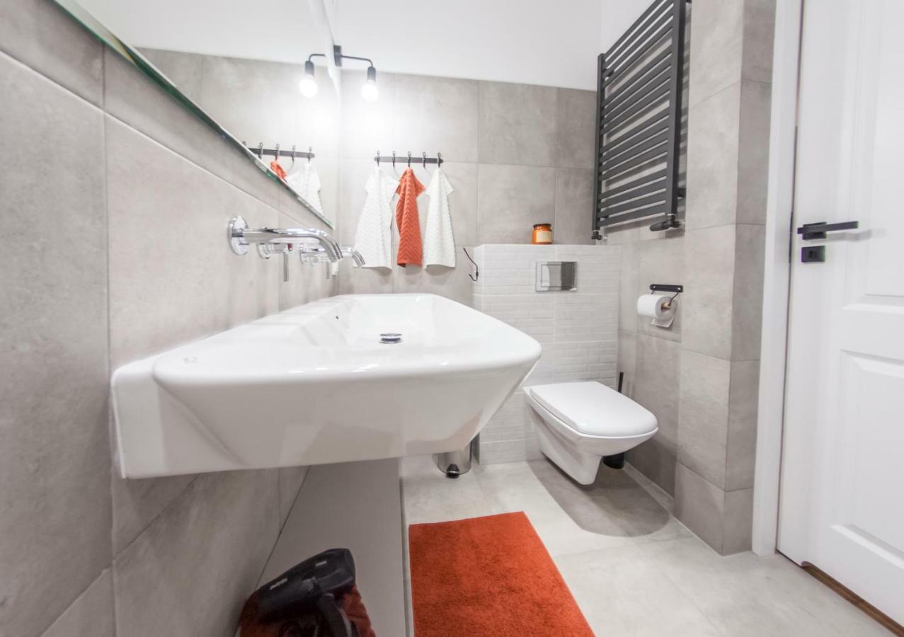 Family Luxury Comfort Old Town Apartament, 1-8, 2 Sypialnie I Salon, Parking W Cenie Gdańsk Kültér fotó